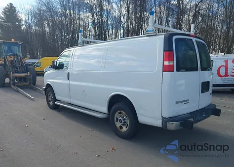 2015 GMC Savana 2500 Work Van z USA, uszkodzony, nr VIN 1GTW7FCF0F1901199